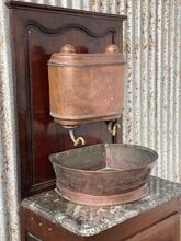 style 18th century cabinet