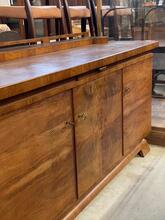 Antiek dressoir uit de jaren 1930/1950s stijl in Hout, Europa