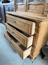 Kast Antiek stijl in grene en glas,