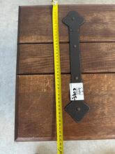 Salontafel brutalist Antiek stijl in Hout en ijzer ,