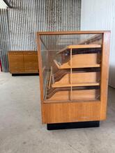 Toonbank Antiek stijl in Hout en glas, Duitsland