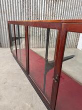 Toonbank Antiek  stijl in hout en glas, Europa  20e eeuws