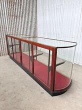 Toonbank Antiek  stijl in hout en glas, Europa  20e eeuws