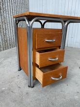 Vintage bureau Antiek stijl in Hout en ijzer, europa