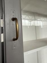 Winkelkast Antiek stijl in hout en glas,