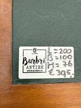 Eettafel Antiek stijl in hout en leer , Europa