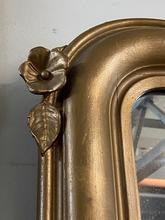 Antieke gouden spiegel Antiek stijl in Hout en glas, Europa 20-eeuw