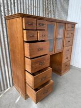 Winkelkast Antieke grenen stijl in Hout en glas , Europa 20e eeuws