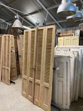 Antieke luiken Antiek stijl in hout,