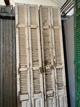 Antieke luiken Antiek stijl in hout,