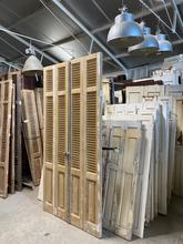 Antieke luiken Antiek stijl in hout,