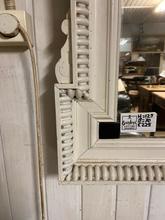 Antieke spiegel Antiek stijl in hout en glas, Europa 20-eeuw