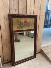 Antieke spiegel Antiek stijl in hout en glas, Europa 20-eeuw