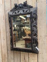 Antieke spiegel Antiek stijl in hout en glas, Europa 20-eeuw