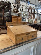 Antique style Antique cashier in wood