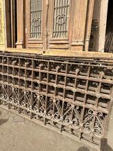 Antique style Antique iron balcony in iron