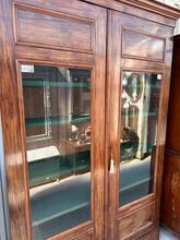 Antique style Cabinet in wood and glass