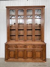 Antique style Cabinet in wood and glass