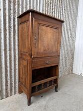Antique style cabinet in wood, Europa
