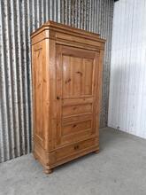 Antique style Cabinet in Wood, Europe