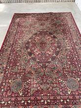 Antique style Carpet in wool