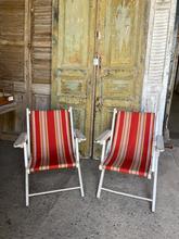 Antique style Antique chairs in wood