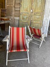 Antique style Antique chairs in wood