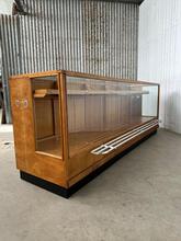 Antique style Counter in Wood and glass, Europe 20e eeuw