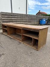 style Antique counter