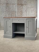style Antique counter desk in Wood