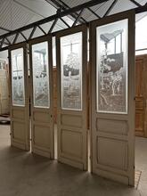 style Antique doors in wood and glass, Europe 19e eeuw