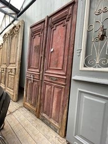 Antique style Doors in Wood