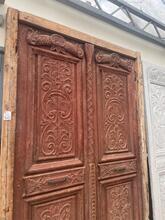 Antique style Doors in wood