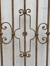 Antique style fence in Iron