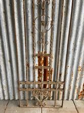 Antique style Antique fence in iron