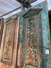 Antique style Antique green set doors in Wood