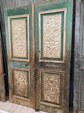 Antique style Antique green set doors in Wood