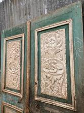 Antique style Antique green set doors in Wood