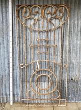 Antique style Antique iron fence 2x in Iron