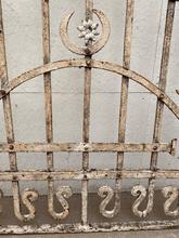 Antique iron fence Antiek stijl in ijzer,