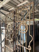 style Antique iron fences in Iron