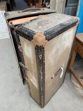 Antique style Antique old suitcase