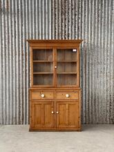 Antique style Pine cabintet in wood, Europa