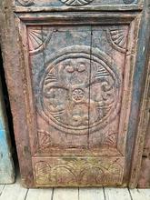 Antique style Antique pink set doors in Wood