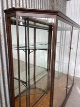 Antique style Shopcabinet in wood brass and glass, Europe 20th Century