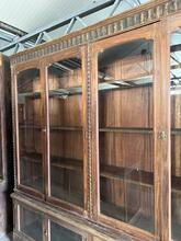 Antique style Shopcabinet in wood 20e eeuw