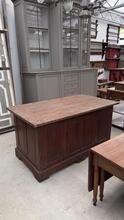 Antique style Shopcabinet in wood