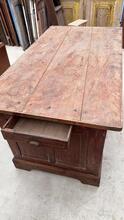 Antique style Shopcabinet in wood