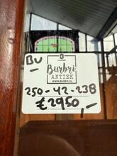 Antique style Shopfitting in Wood and glass