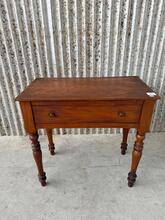 Antique style Sidetable in Wood